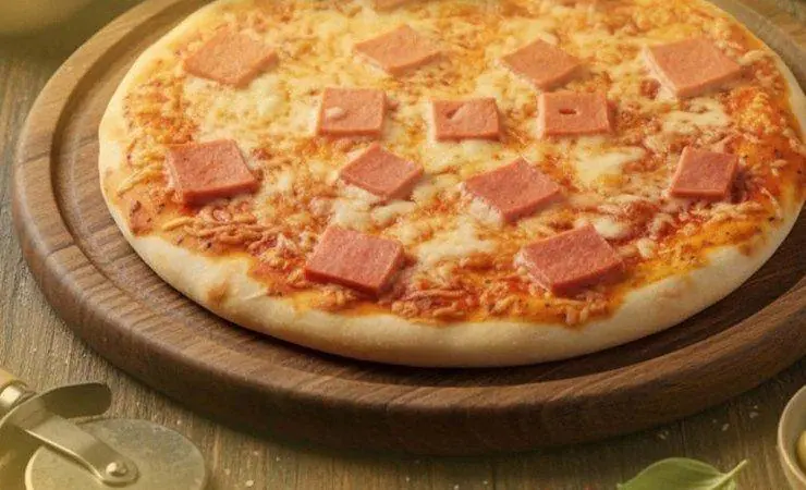 Pizza Toro ham and cheese pizza